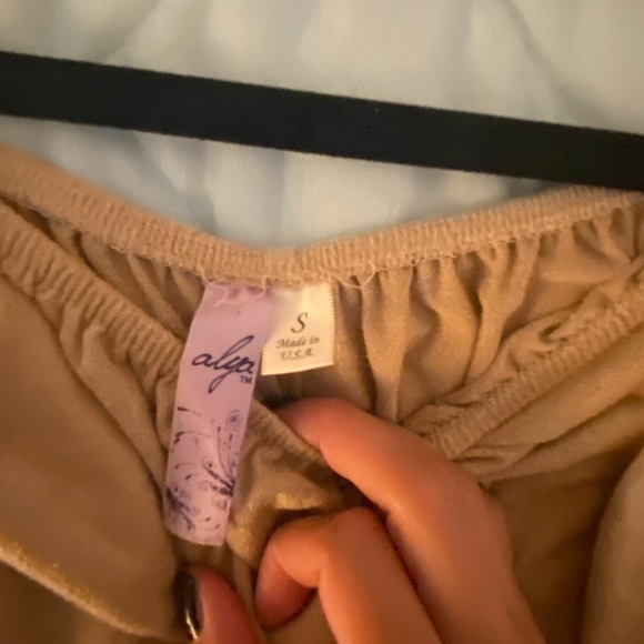 Suede off the shoulder blouse - Picture 2 of 3